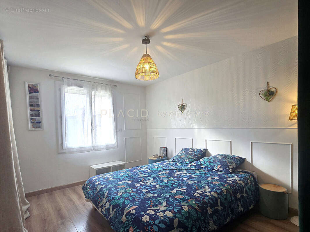 Maison à ETIVAL-LES-LE-MANS