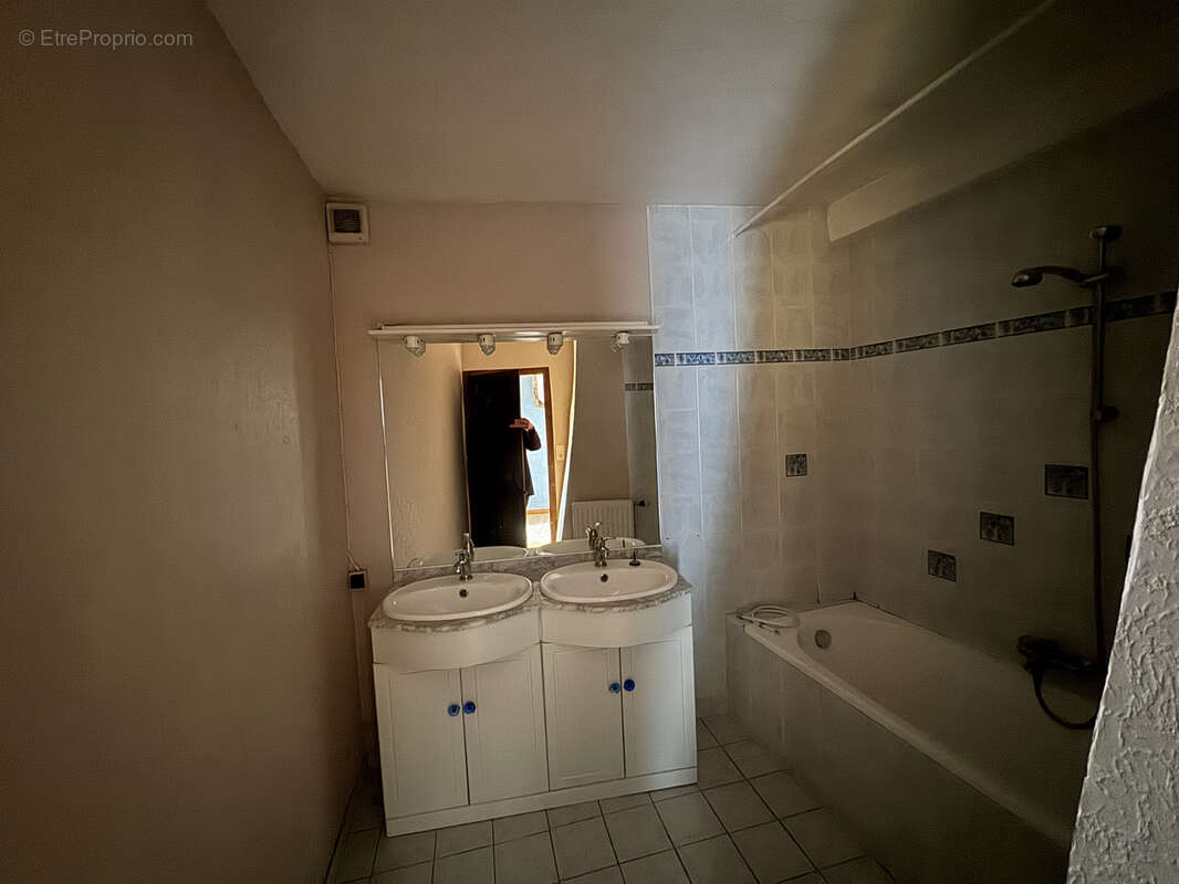 Maison à VENDEUVRE-SUR-BARSE