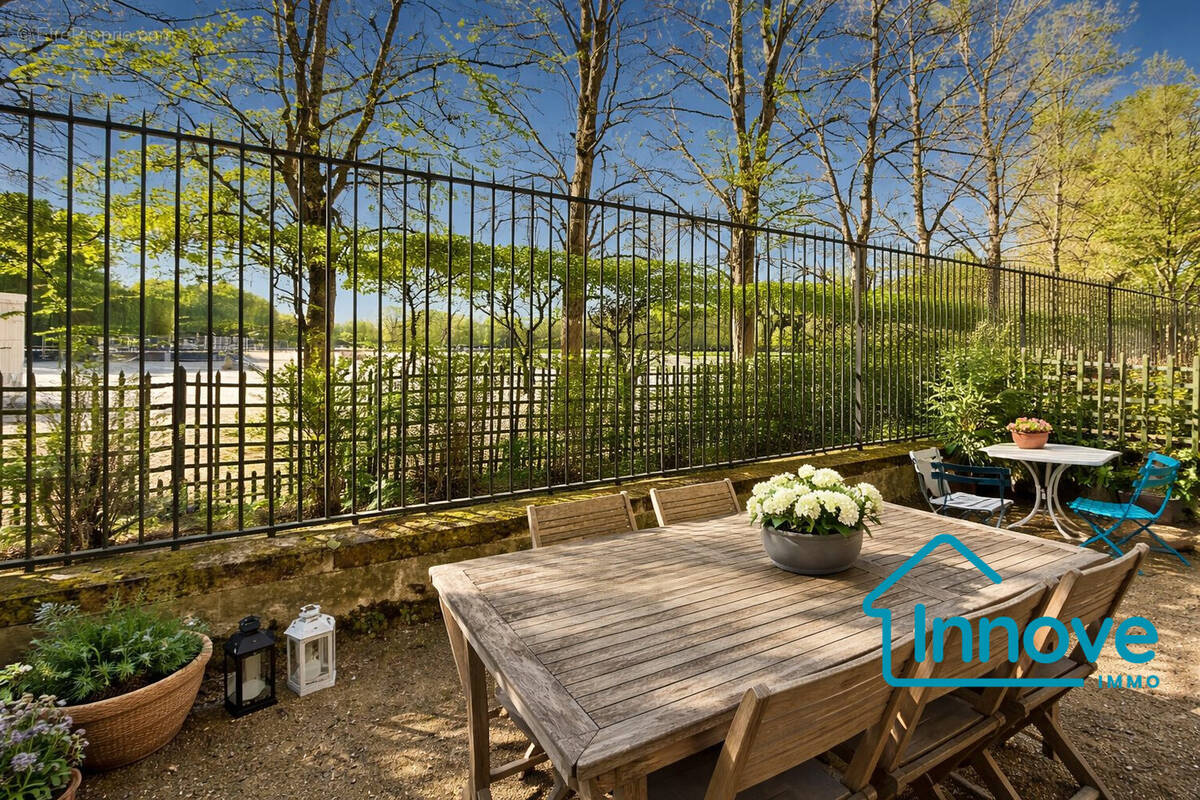 Appartement à VERSAILLES