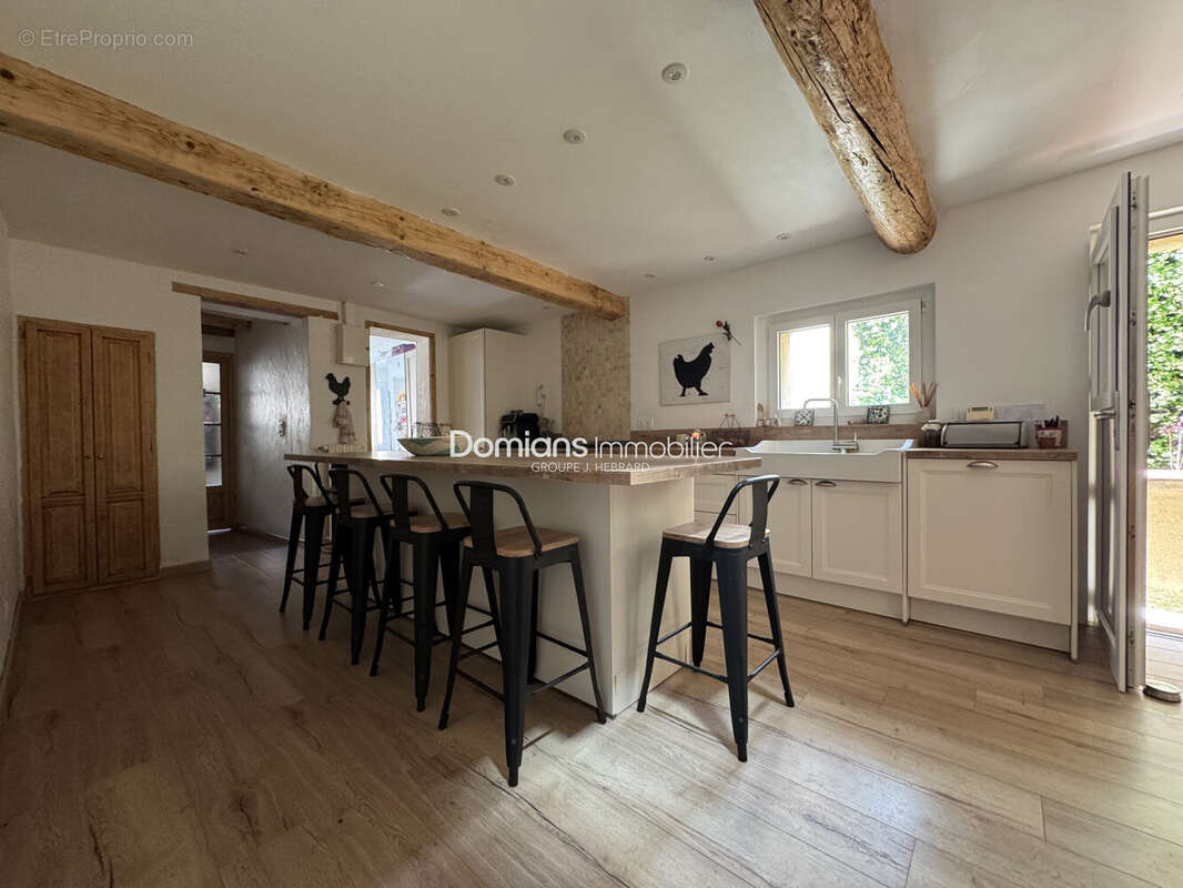 Maison 146 m² à Ponteilla  - photo 2