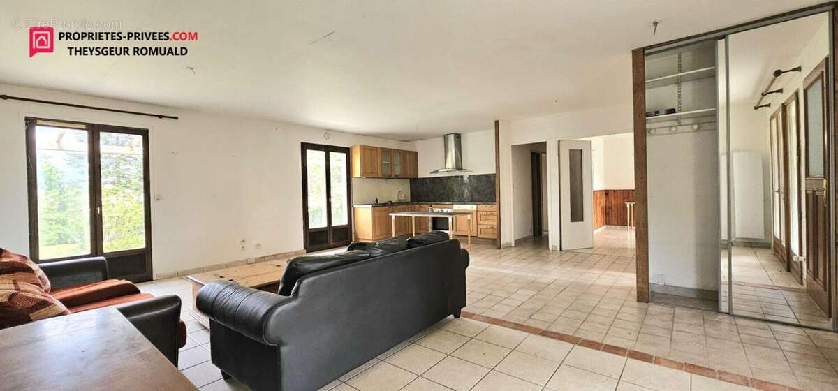 Maison plain pied de 135 M² à Charny Oree De Puisaye - photo 3