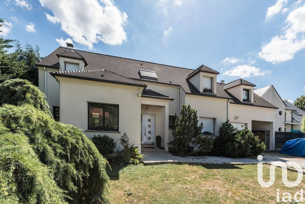 Photo 1 - Maison à VERT-LE-GRAND