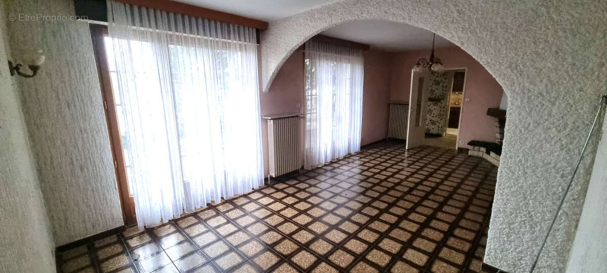 Maison à AUDINCOURT