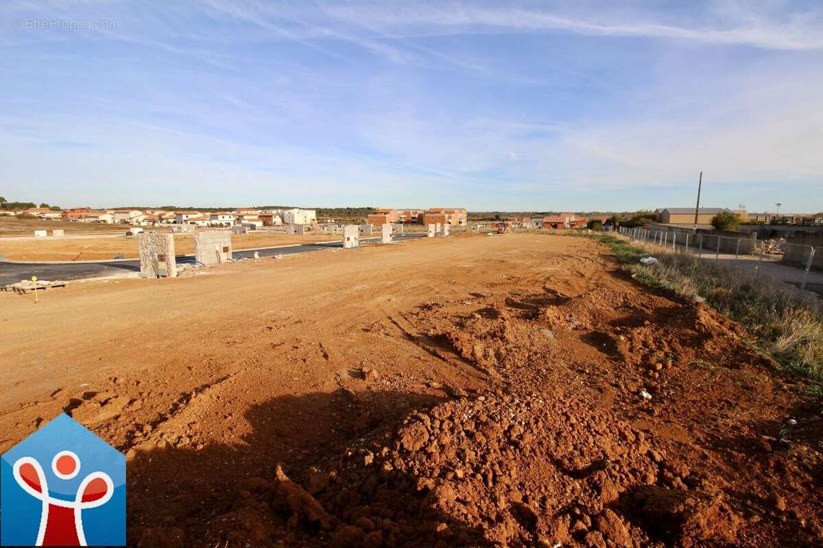 Terrain à PORTIRAGNES