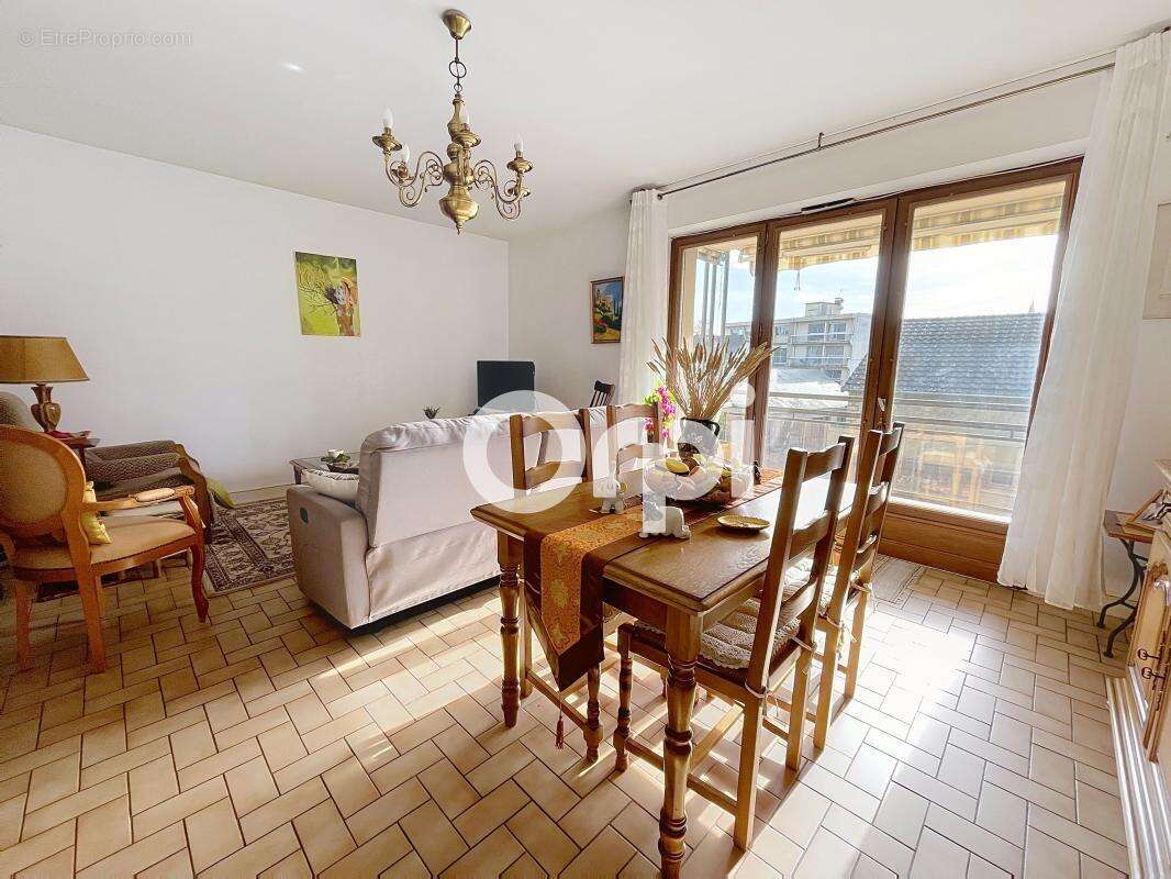 Appartement à BRIVE-LA-GAILLARDE