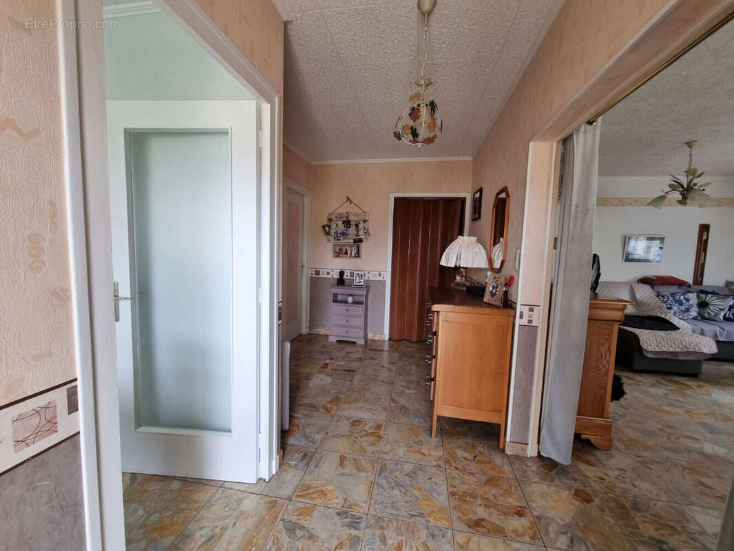 Photo 2 - Maison à GUEUGNON