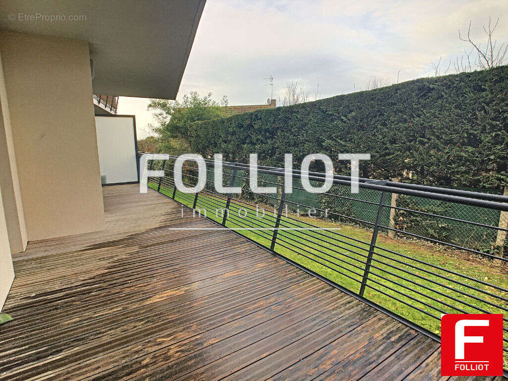 Appartement à DONVILLE-LES-BAINS