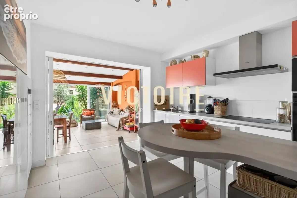Maison 6 pièces 141 m² à vendre à Cassis (13260) - photo 6