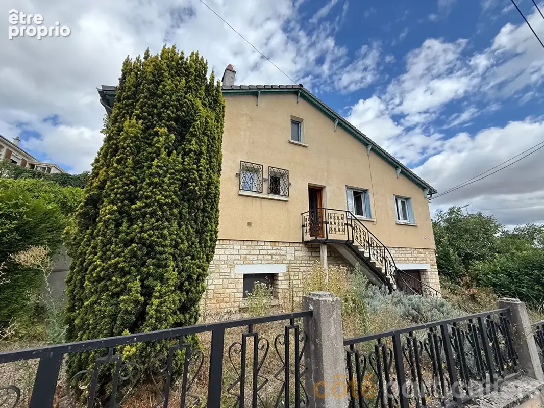 Maison à SAINT-AMAND-MONTROND