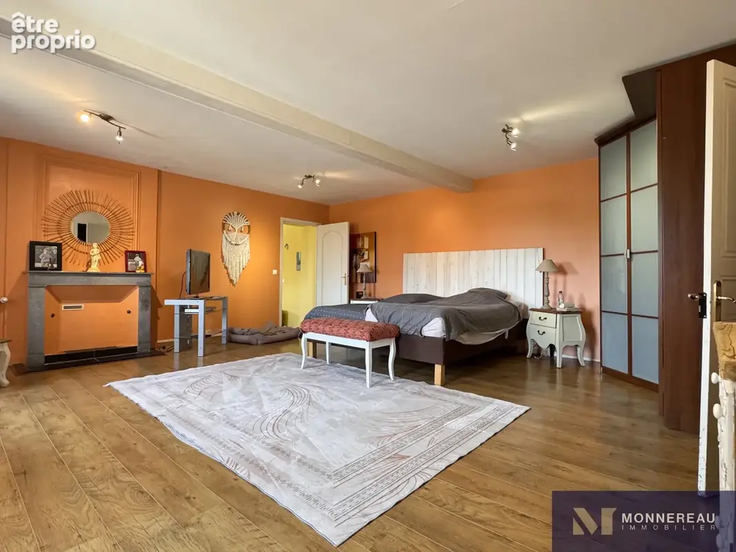 Demeure en pierre renovee avec piscine, jardin et annexe - photo 9