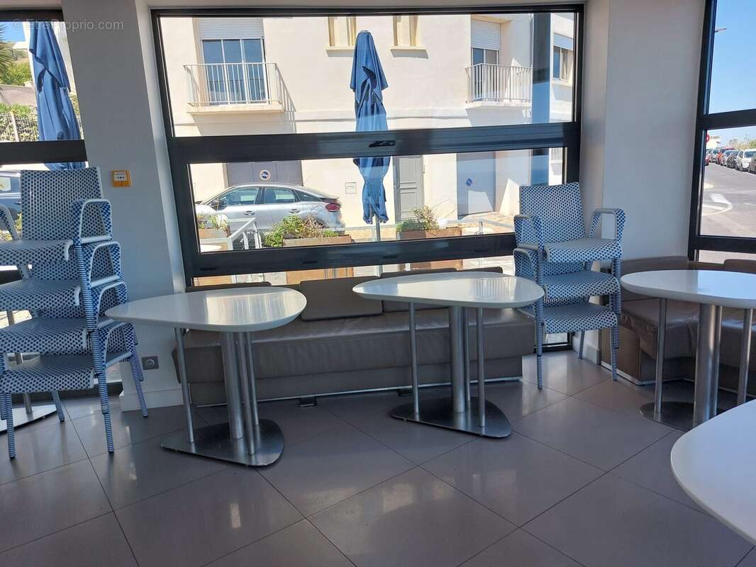 Salle - Autre à SETE