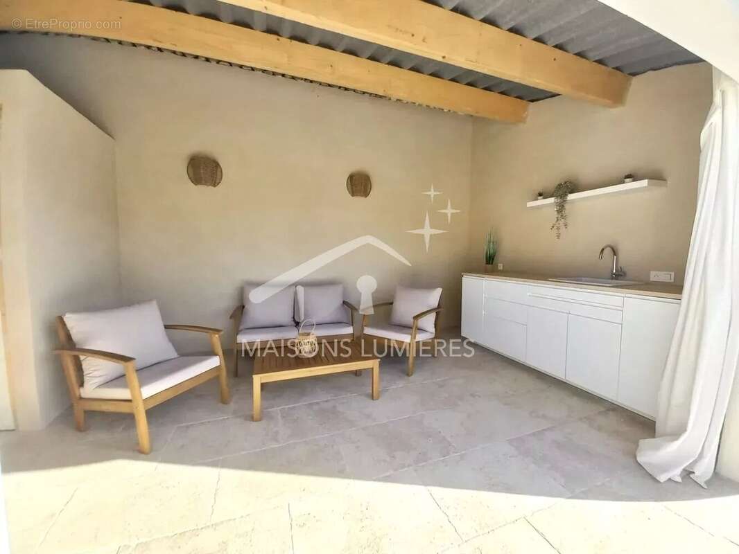 Maison moderne de plain-pied avec jardin, piscine et garage - Gargas - 479 000€ - photo 15