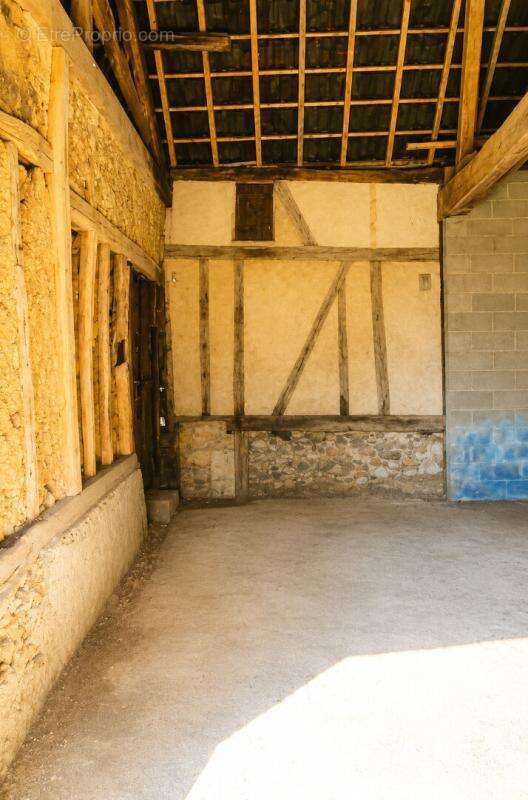 Grange centre ville Ouzouer Sur Loire 75 m2 - photo 3