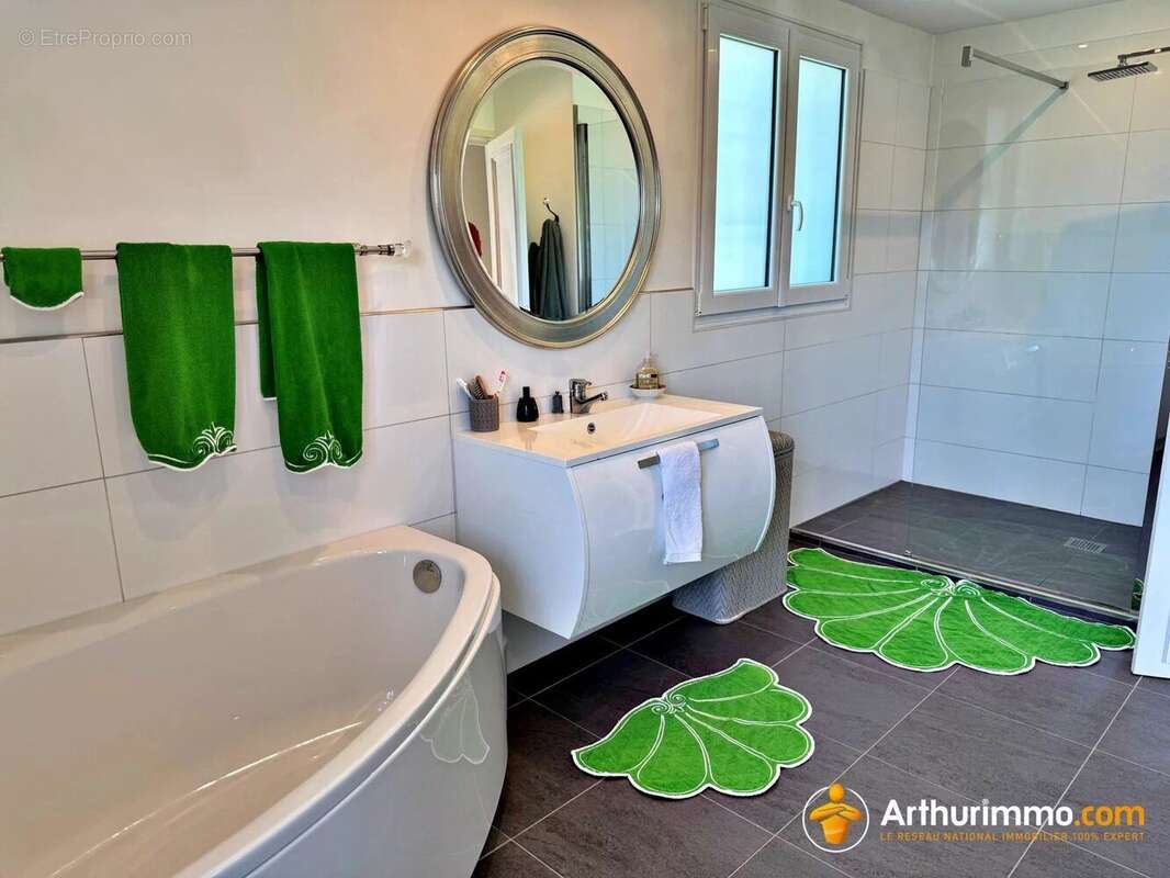 Maison à EZY-SUR-EURE