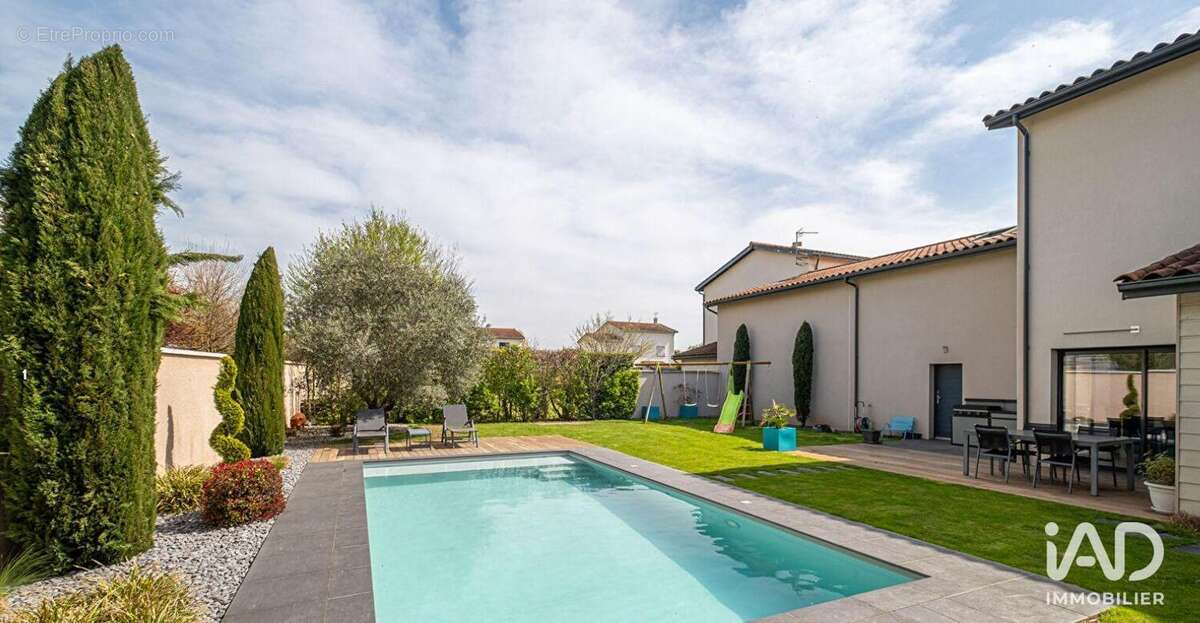 Photo 2 - Maison à SAINT-PRIEST