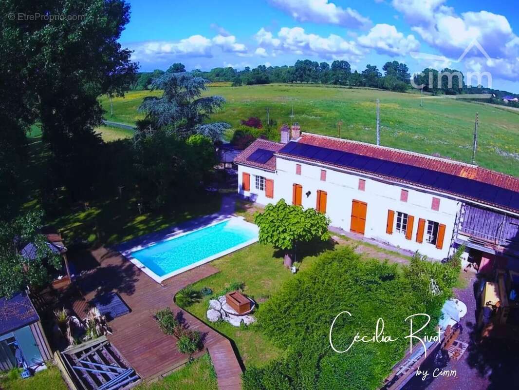 Maison à SOUMERAS