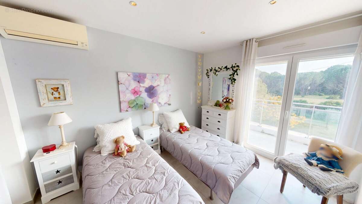 La motte - 83920 - villa contemporaine de 150 m² dans un environnement naturel privilégié - photo 8
