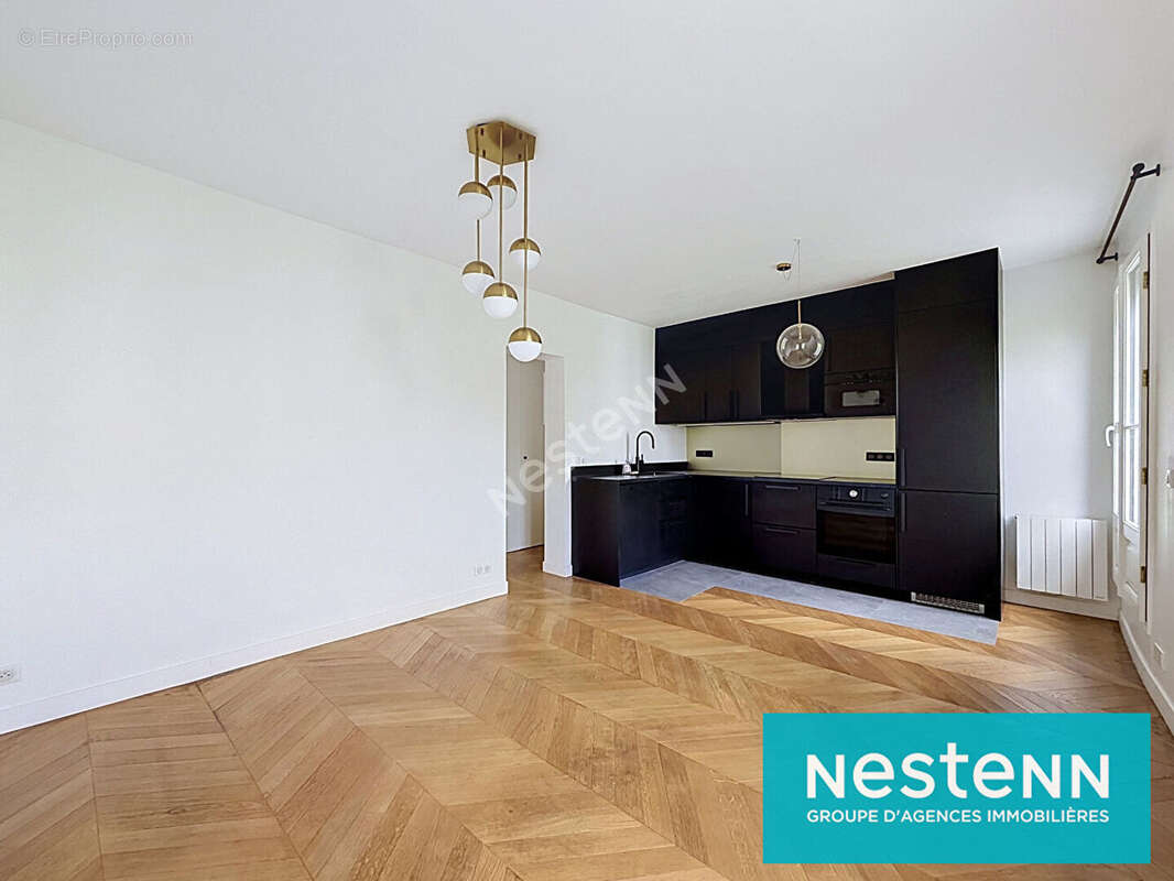 Appartement à PARIS-10E