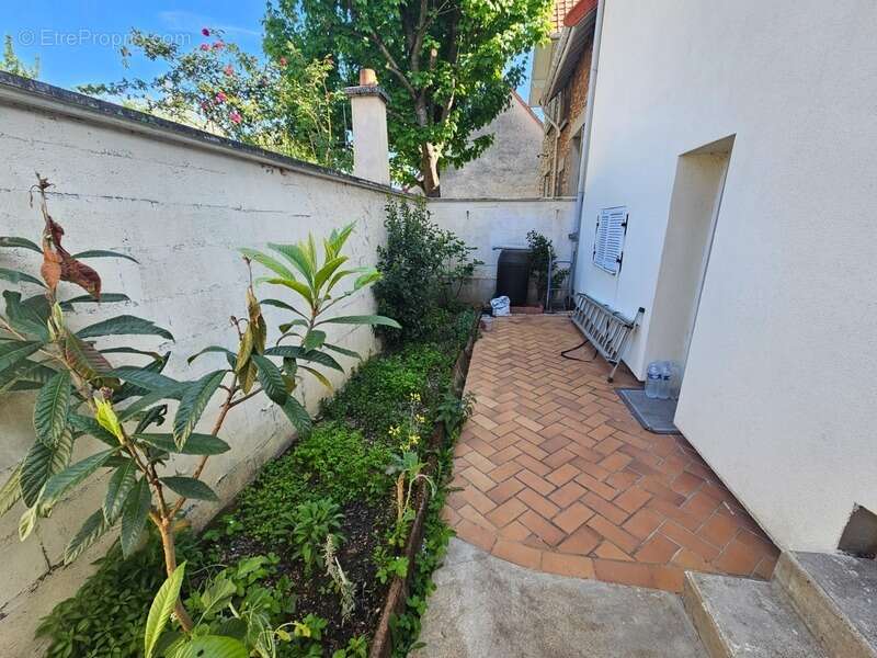 Maison à RIS-ORANGIS