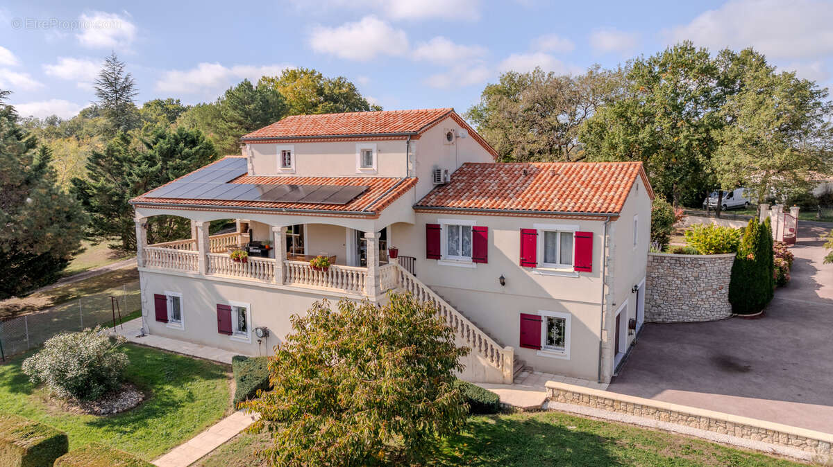 Maison à HAUTEFAGE-LA-TOUR