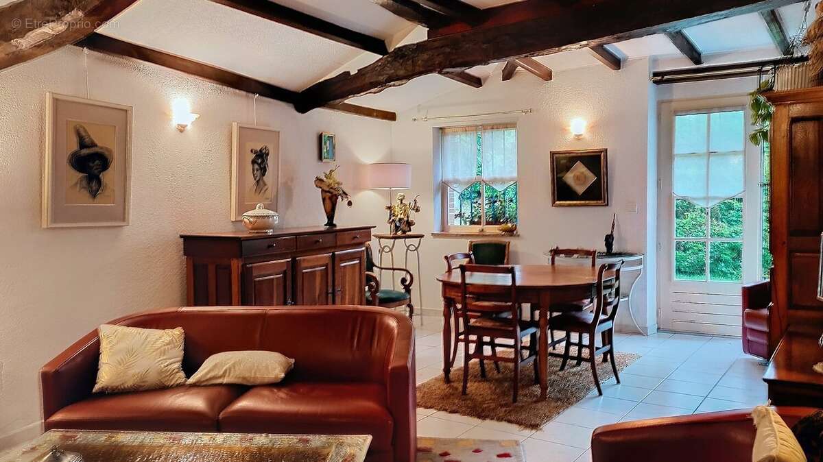 Maison à L'ISLE-JOURDAIN