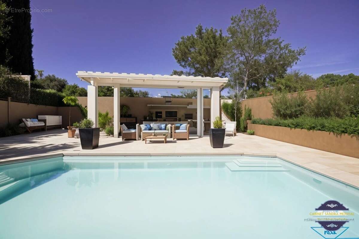 Maison à SANARY-SUR-MER