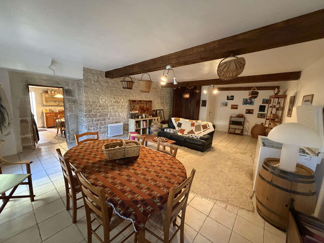 Maison à MONTBARD