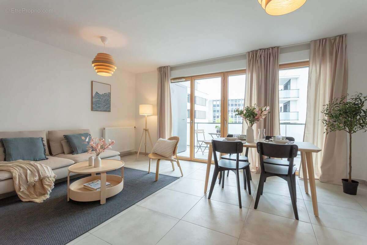 Appartement à LE PONT-DE-CLAIX