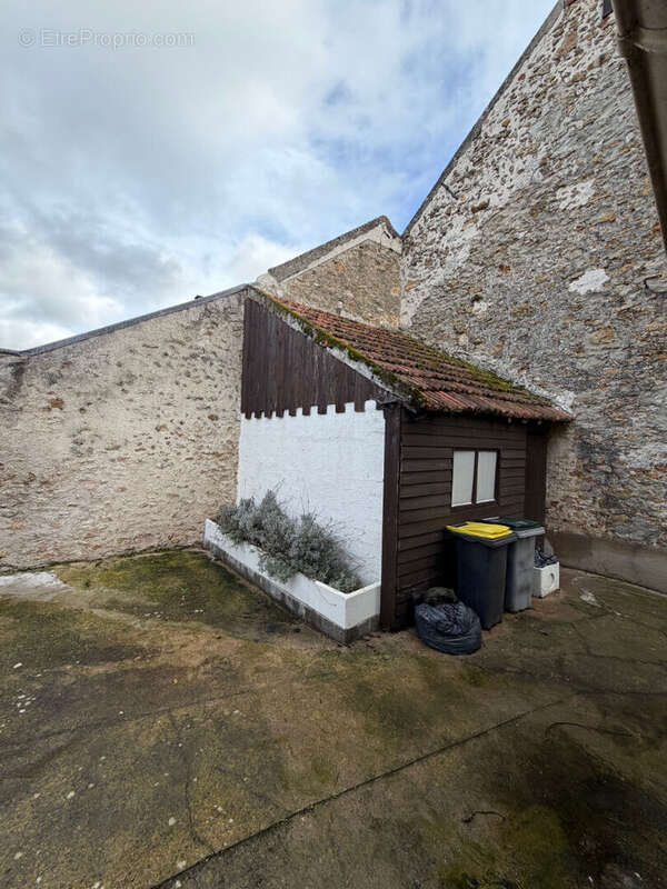 Appartement à LEUDEVILLE