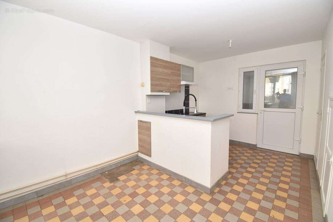 Maison 40 m² à Cambrai  - photo 2