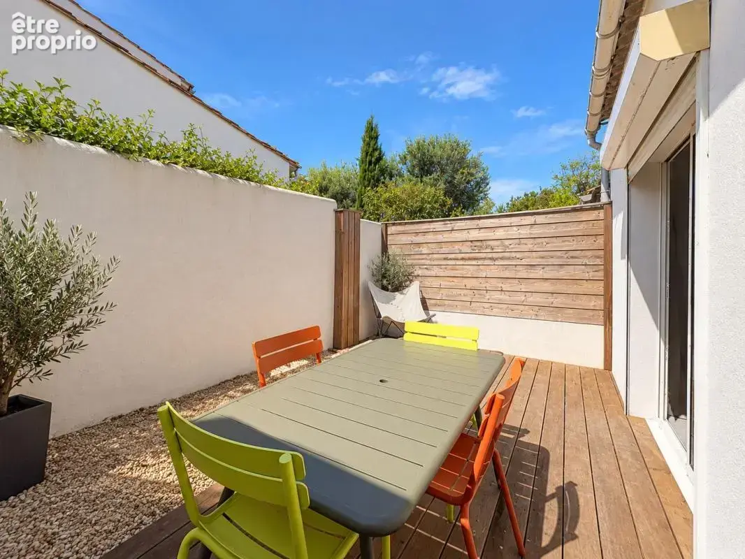 À vendre – Charmante maison en duplex à Saint-Martin-de-Ré - photo 8