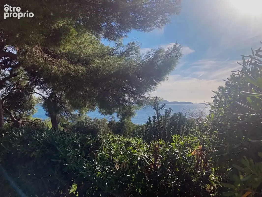 HYÈRES   ALMANARRE / COSTEBELLE T2 vue mer terrasse et jardin - photo 9