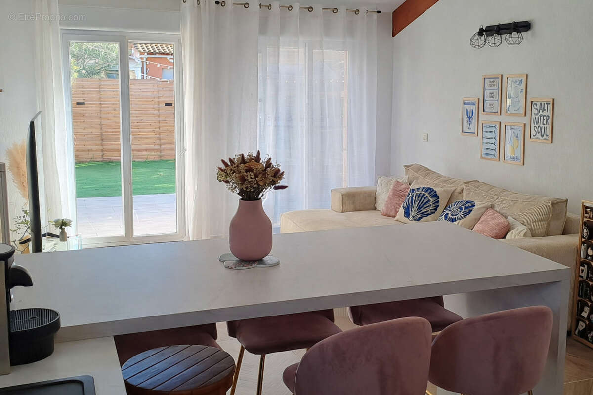 Maison P4 avec Jardin   Cadre Privilégié au Bord du Lac Salonique, Port Camargue - photo 11