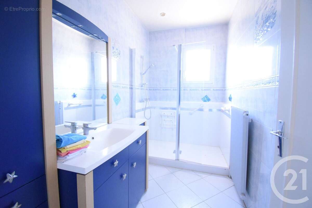 Maison à SAINT-GERMAIN-DES-FOSSES