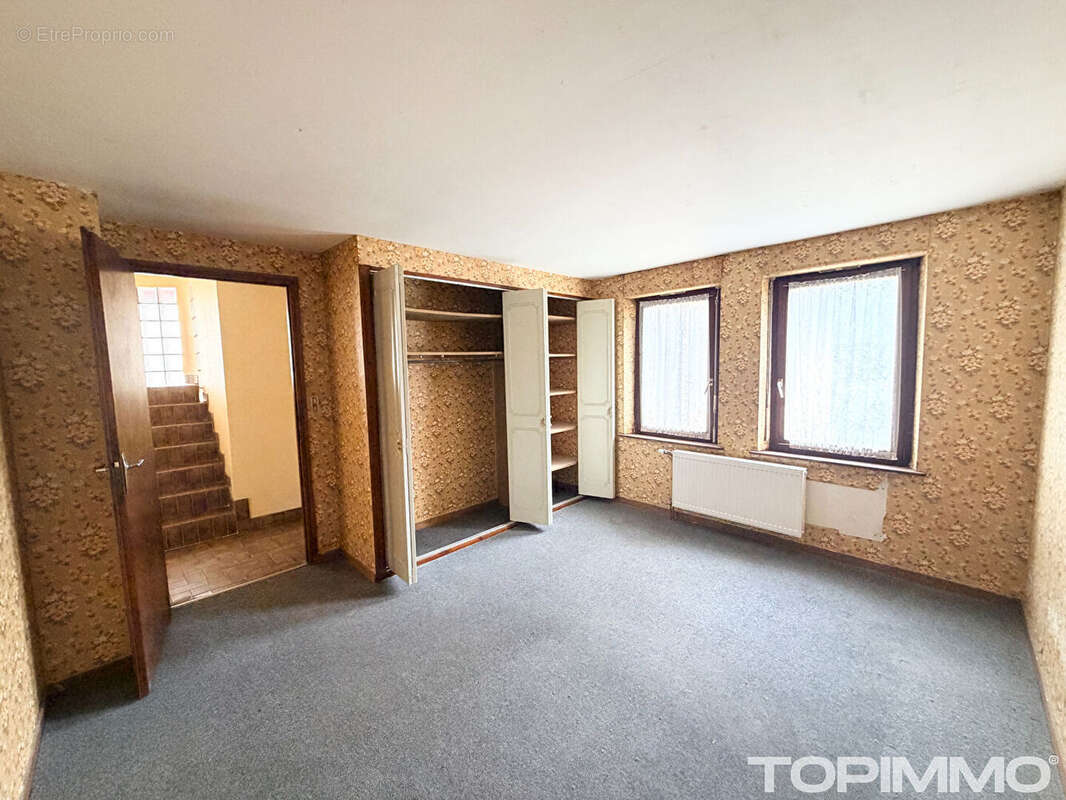 Maison Saint Die Des Vosges 5 pièce(s) - 151.45 m2 - photo 3