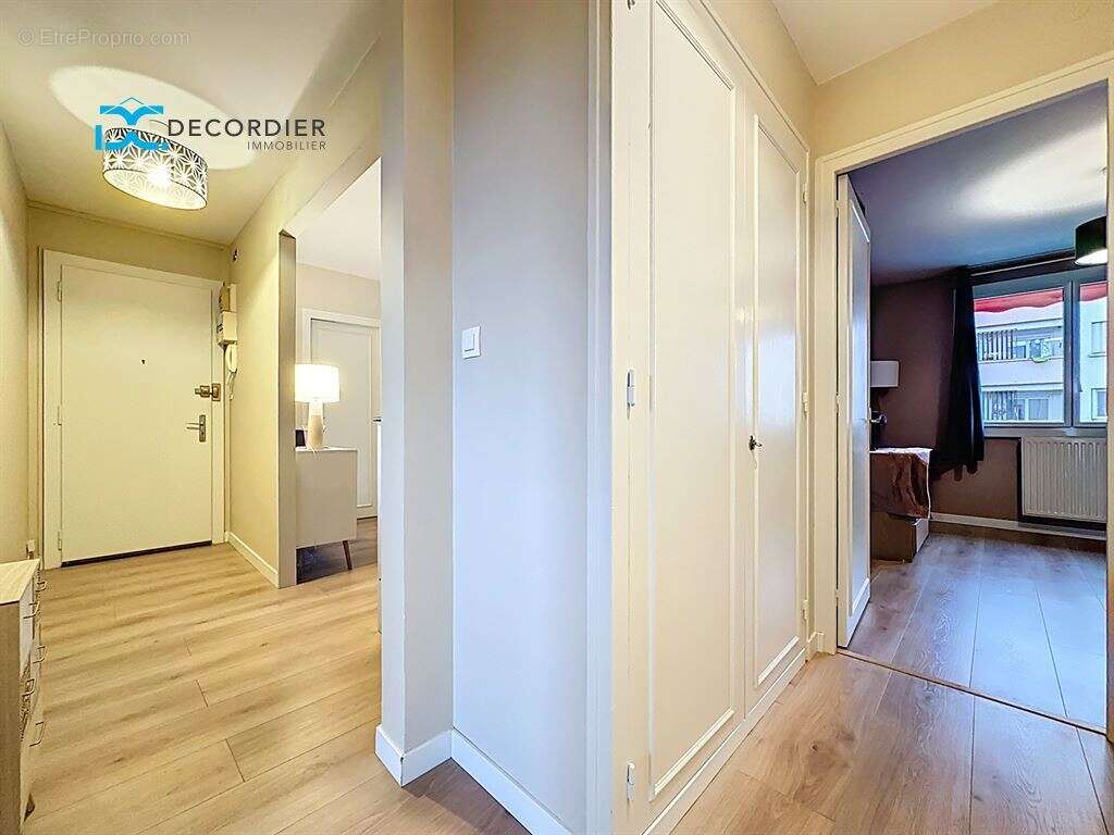 Appartement à EVIAN-LES-BAINS