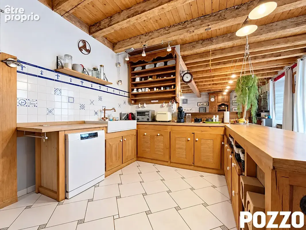 A Vendre - Cherrueix - Maison de caractère 6 pièce(s) 294 m² - photo 5