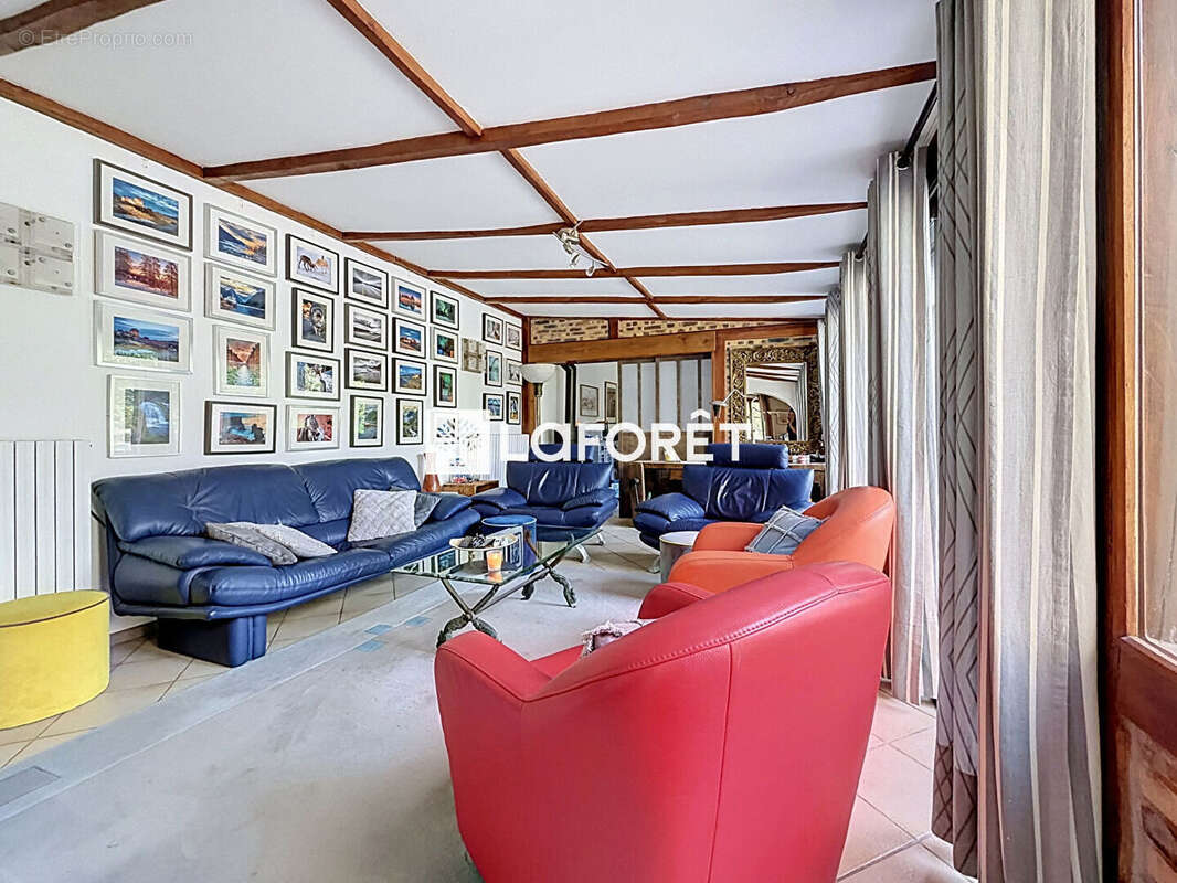 LAFORÊT LUZARCHES propose - Maison Dieudonne 6 pièce(s) 194.77 m2 - photo 8