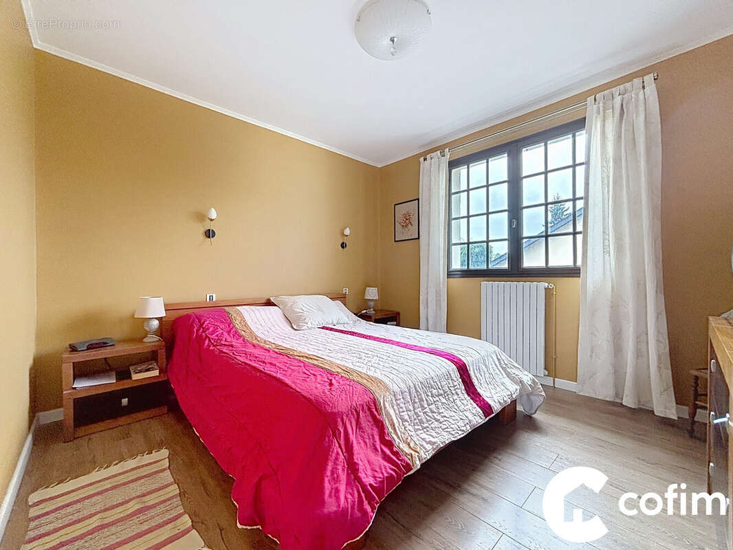 Maison 187 m² à Tarbes  - photo 7