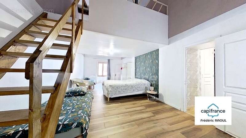 Maison à IS-SUR-TILLE