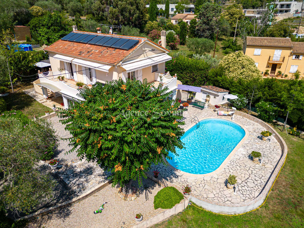 Maison à MOUGINS