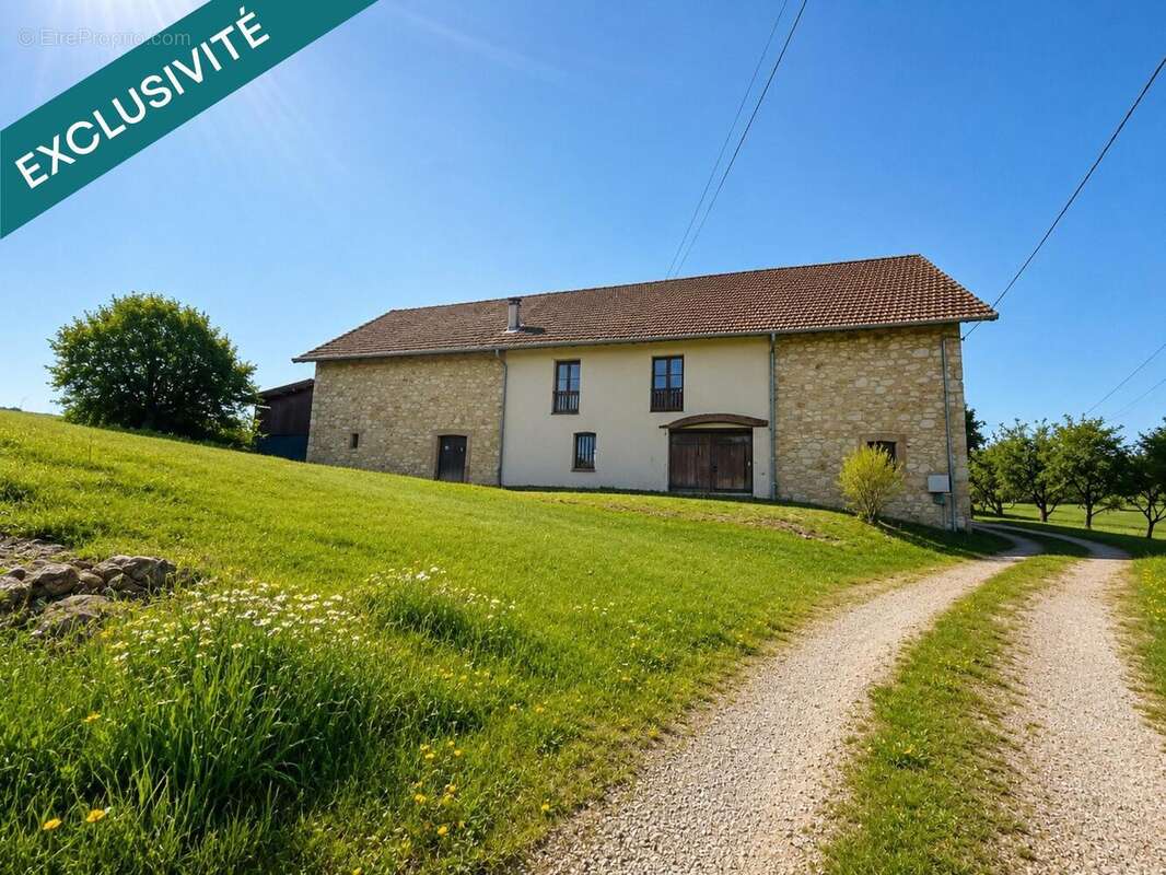 Photo 2 - Maison à BELLEY