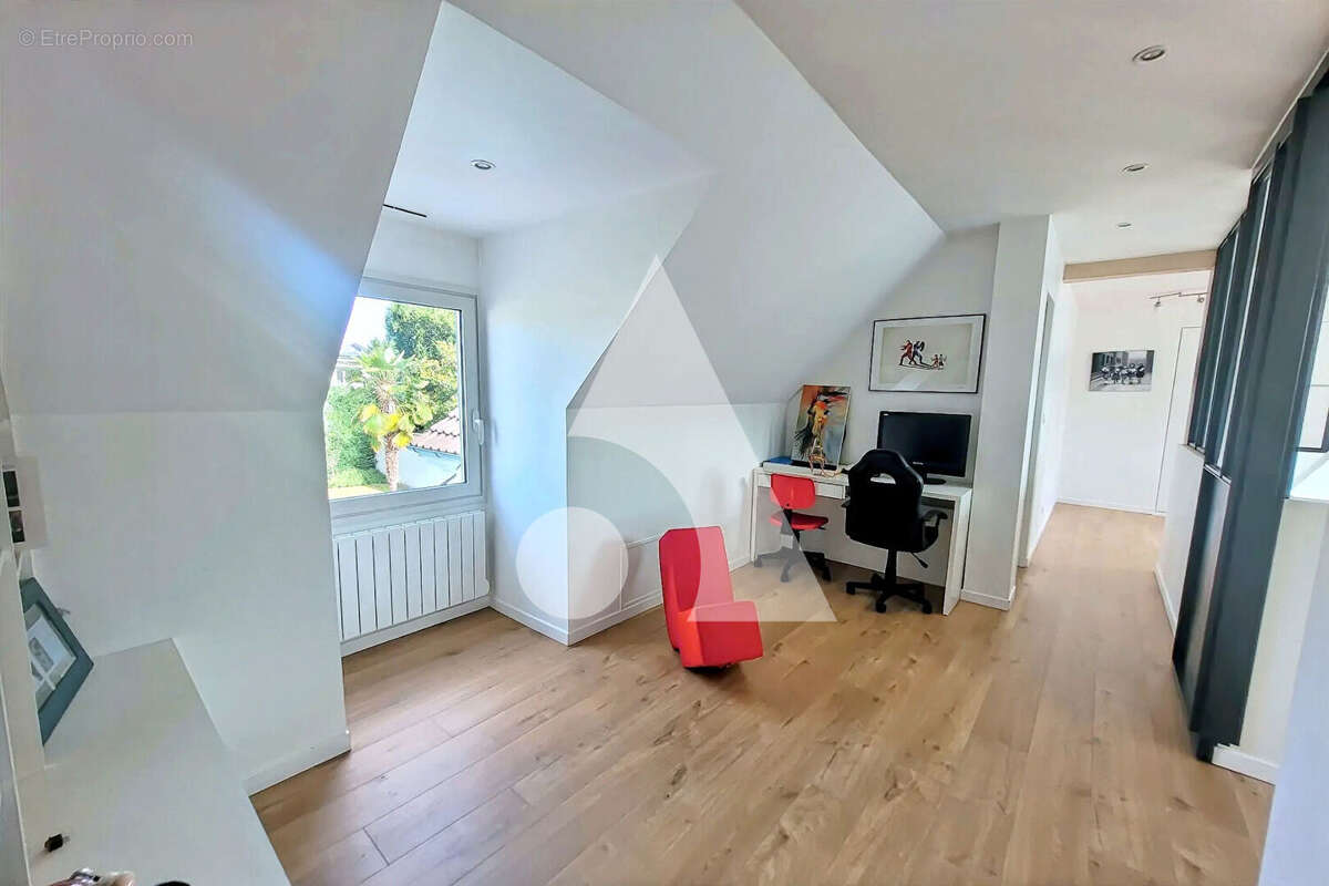Maison à L'ISLE-ADAM
