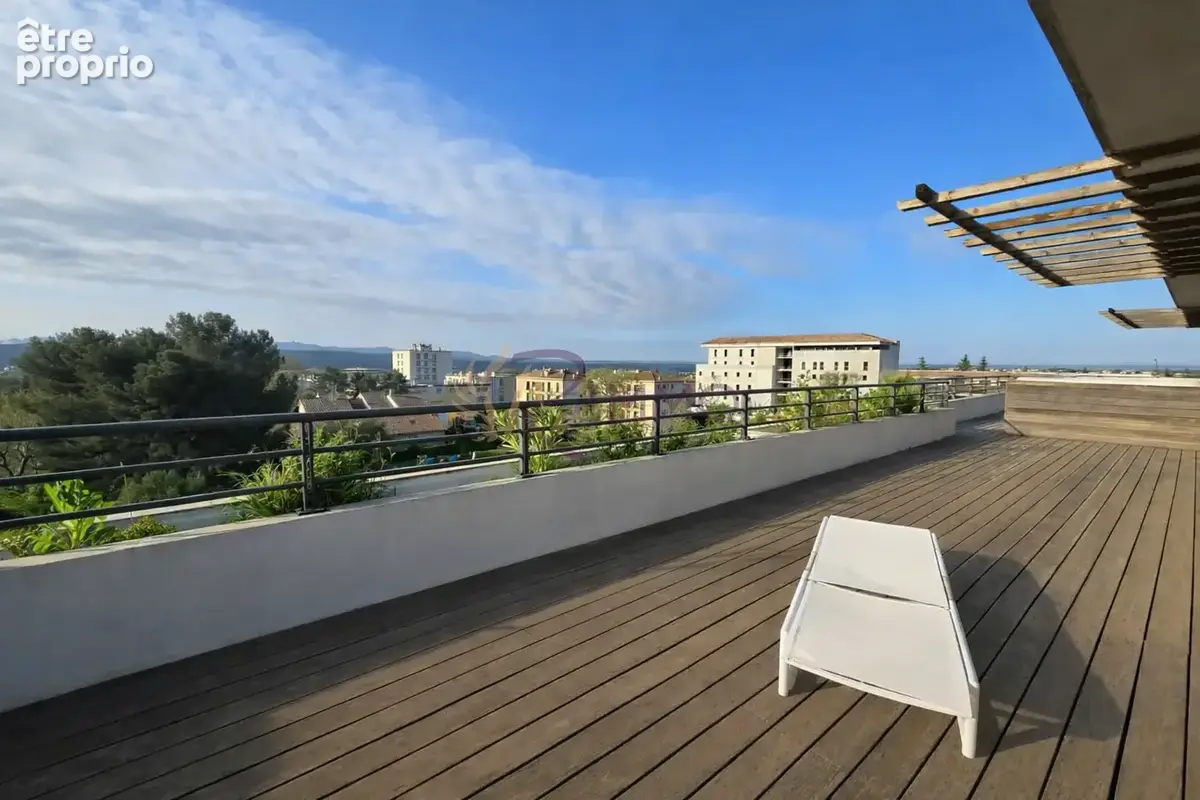 Aix-en-Provence quartier brunet - Appartement d'exception de 222m2 dernier étage avec terrasse panoramique - photo 6
