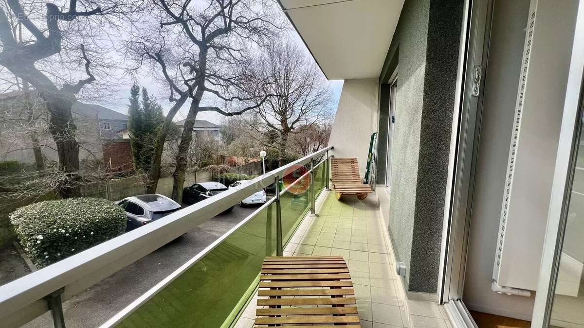 Appartement à LE RAINCY