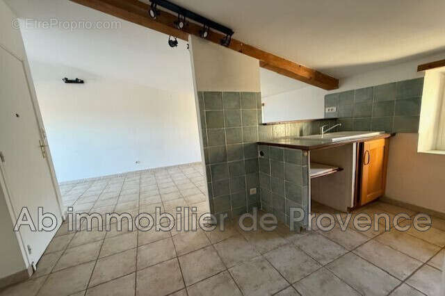 Appartement à ROGNES