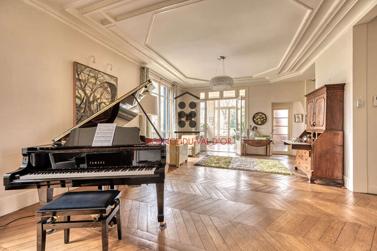 Maison à RUEIL-MALMAISON