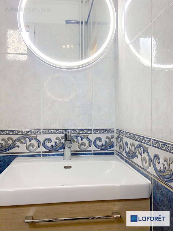 Appartement à AUBERVILLIERS