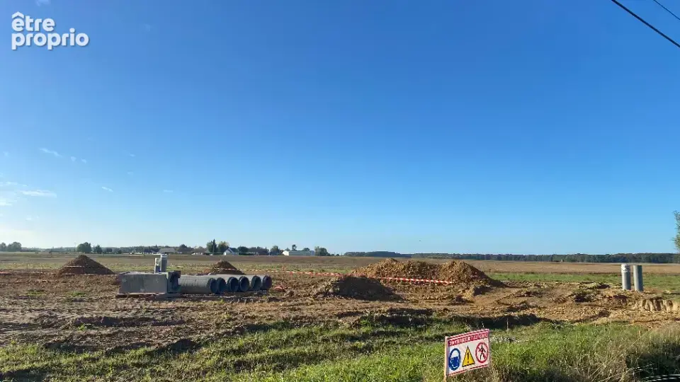 Terrain à BEAUMONT-LA-RONCE