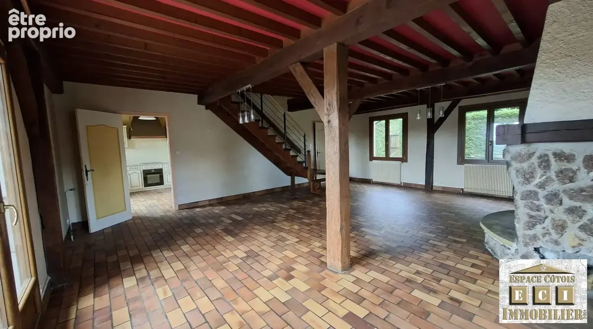 Maison 7 pièces 181 m² à vendre à La Cote-Saint-Andre (38260) - photo 5